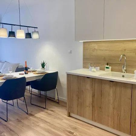 Nr 26 - Wakacyjna 5 דירה *